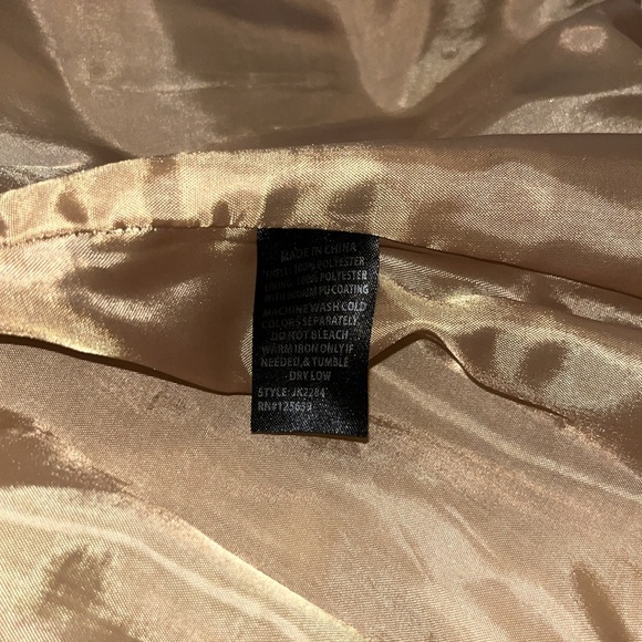 Gold Short Puffer Hoodie Coat by New York Yoki Collection Size XL - Picture 6 of 8